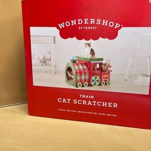 Train cat scratcher